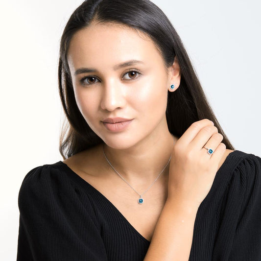 Bague Or blanc 18K Topaze London Blue, Diamant 0.14 ct, 28 Pierres, brillant, w-si