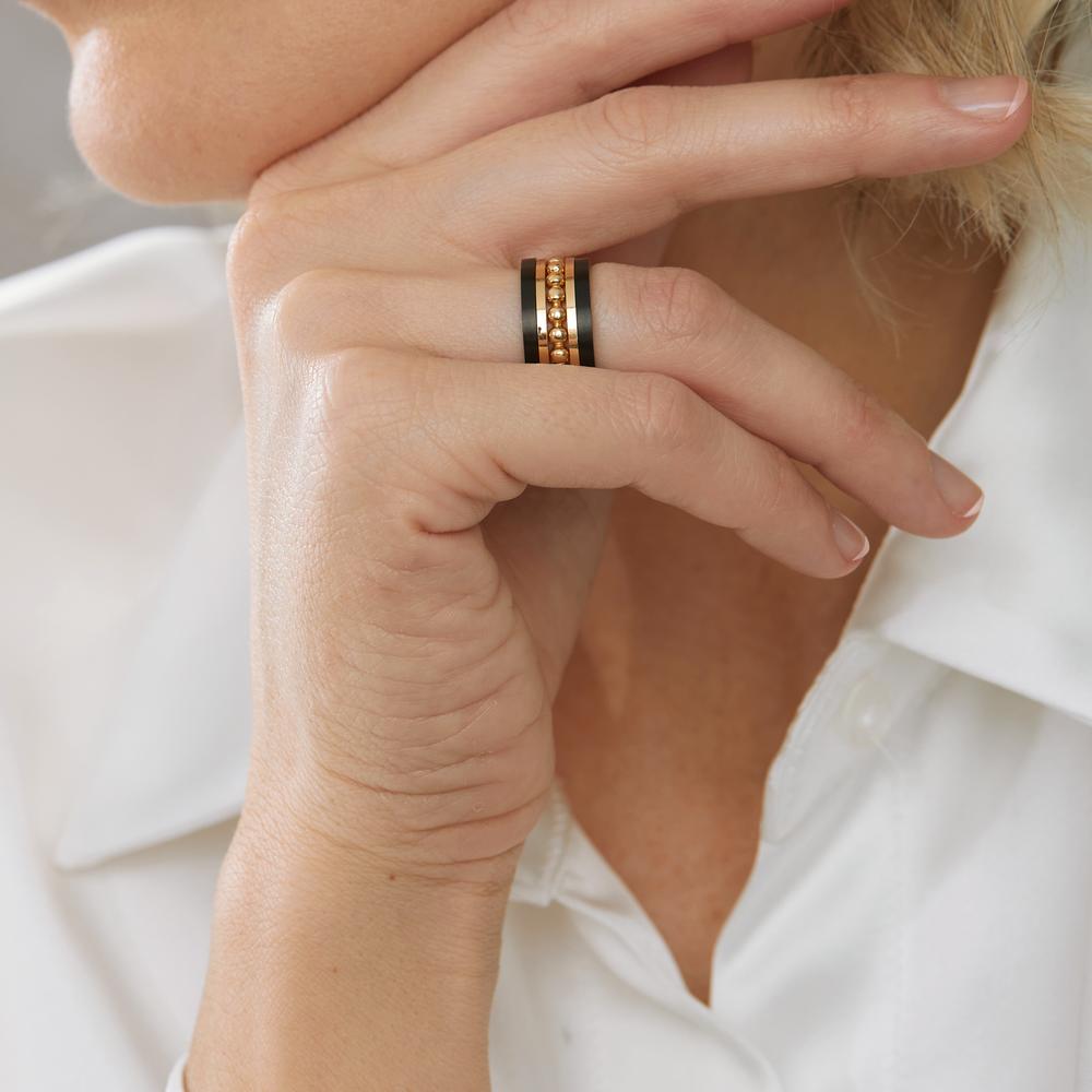 Assortiment de bagues Or jaune 18K, Titane