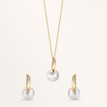 Clous d'oreilles Or jaune 18K Diamant blanc, 0.10 ct, 2 Pierres, brillant, w-si perle d'eau douce blanc, 2 Perles, 7 mm